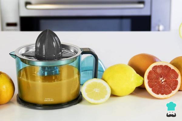 Mejores exprimidores de naranjas eléctricos - Cecotec ZitrusEasy eléctrico