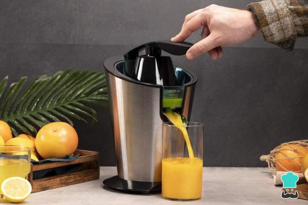 Mejores exprimidores de naranjas eléctricos - Taurus Easy Press 300