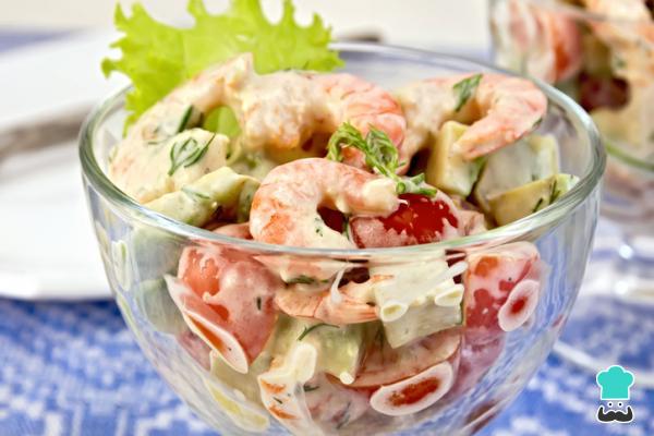 Ensaladas para Navidad originales - Ensalada de camarones y aguacates