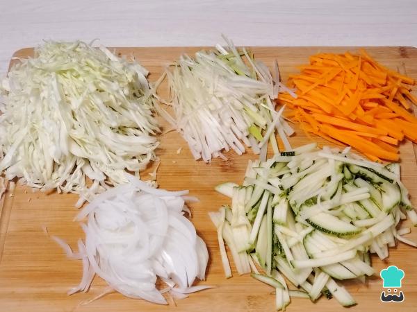 Receta de Rollitos de primavera vegetarianos - Paso 1