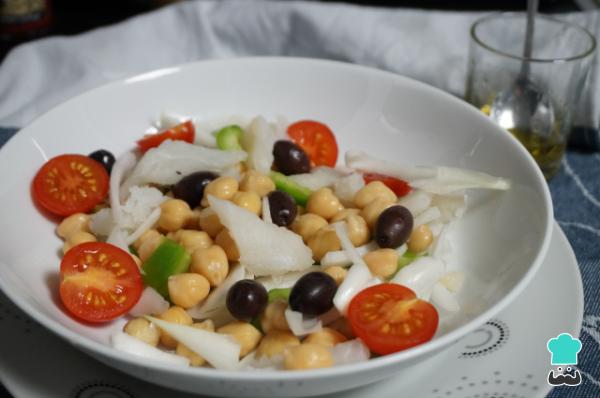 Receta de Ensalada de garbanzos con bacalao - Paso 5