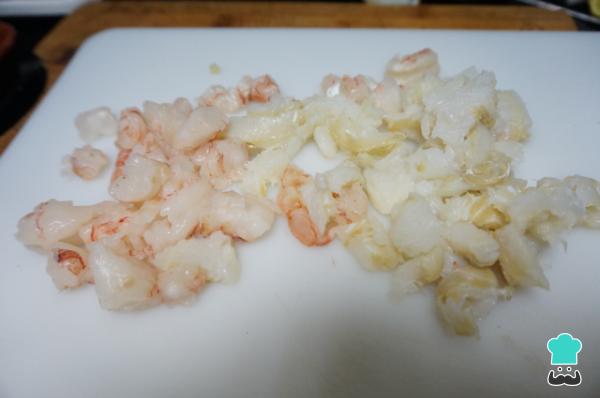 Receta de Pimientos del piquillo rellenos de bacalao y gambas - Paso 1