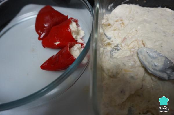 Receta de Pimientos del piquillo rellenos de bacalao y gambas - Paso 5