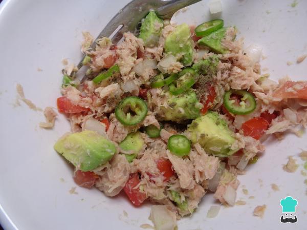 Receta de Ensalada de atún a la mexicana - Paso 4