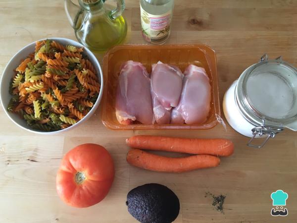 Receta de Ensalada con pasta y pollo - Paso 1