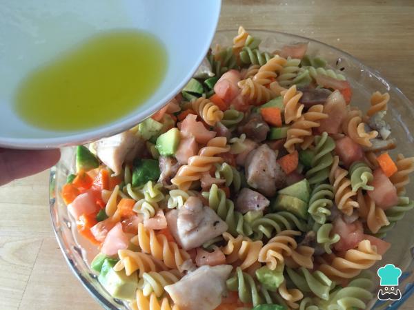 Receta de Ensalada con pasta y pollo - Paso 8