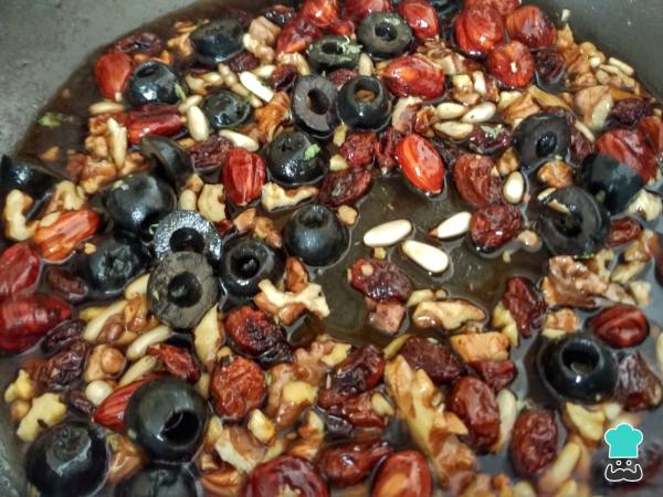 Receta de Espaguetis con frutos secos - Paso 6
