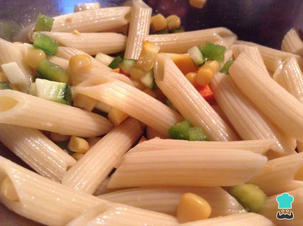 Receta de Ensalada de pasta con atún y verduras - Paso 5