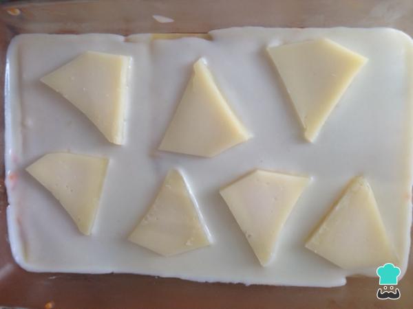 Receta de Lasaña de atún y huevo - Paso 8