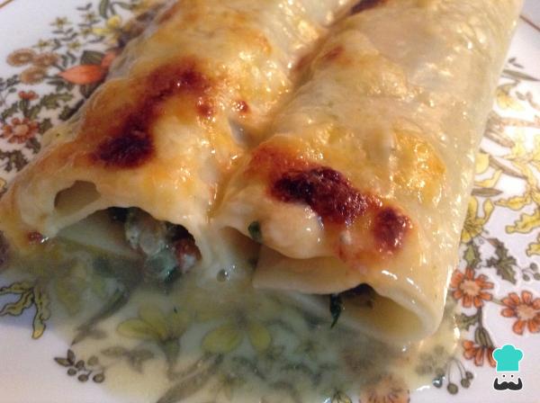 Receta de Canelones de carne y espinacas - Paso 14