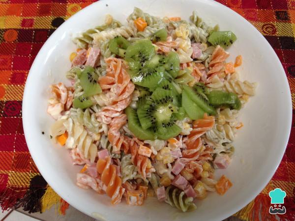 Receta de Ensalada de pasta con fruta - Paso 4