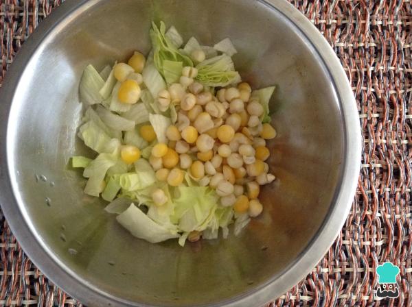 Receta de Ensalada de atún baja en calorías - Paso 2