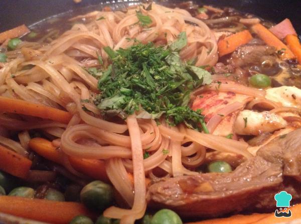 Receta de Fideos de arroz con pollo - Paso 11