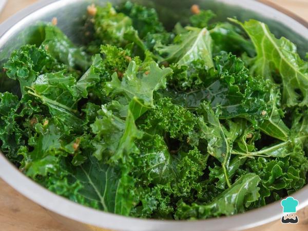 Receta de Chips de kale al horno - Paso 2