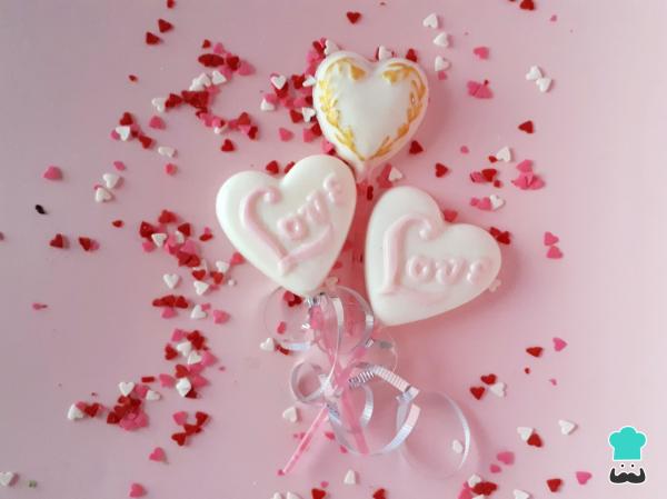 Postres para San Valentín - Paletas de chocolate en forma de corazón