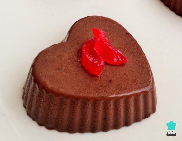 Postres para San Valentín - Gelatina de chocolate en forma de corazón