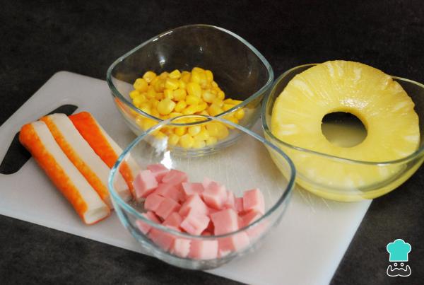 Receta de Ensalada tropical de piña - Paso 1