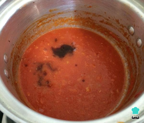 Receta de Espaguetis con champiñones y tomate - Paso 5