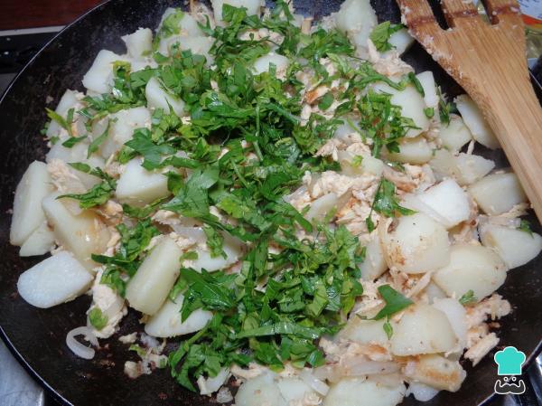 Receta de Papas con pollo deshebrado - Paso 8