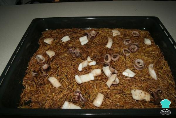 Receta de Fideuá de marisco al horno - Paso 8