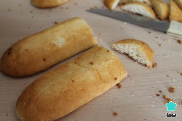 Receta de Carlota de mango - Paso 1