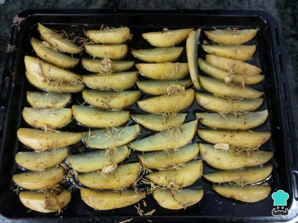 Receta de Patatas al horno con romero - Paso 4