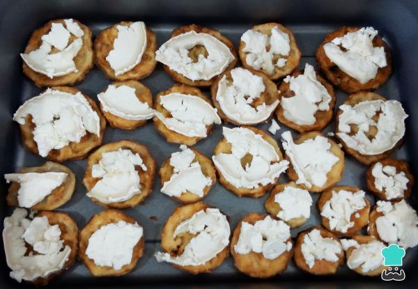Receta de Berenjenas fritas con queso - Paso 8