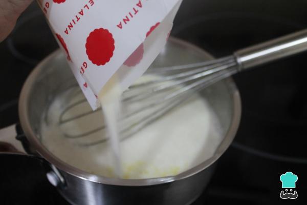 Receta de Tarta de piña con leche condensada - Paso 3