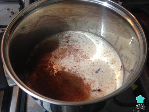 Receta de Budín de pan peruano - Paso 3