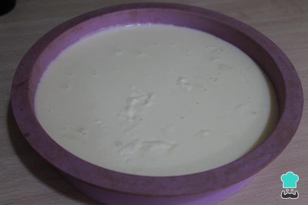 Receta de Tarta de nata y cuajada - Paso 6