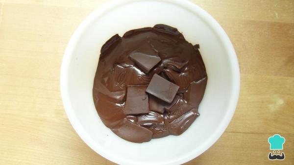 Receta de Bombones de chocolate y crema de cacahuete - Paso 2