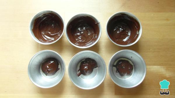 Receta de Bombones de chocolate y crema de cacahuete - Paso 3