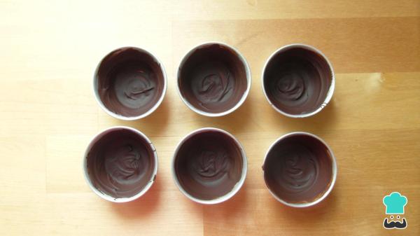 Receta de Bombones de chocolate y crema de cacahuete - Paso 4