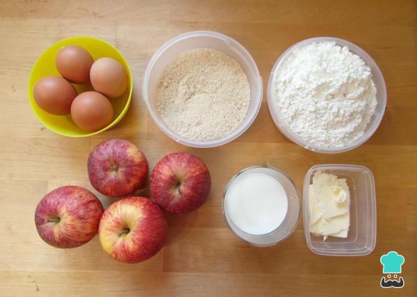 Receta de Tarta de manzana de bizcocho - Paso 1