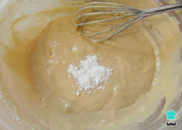 Receta de Tarta de manzana de bizcocho - Paso 4
