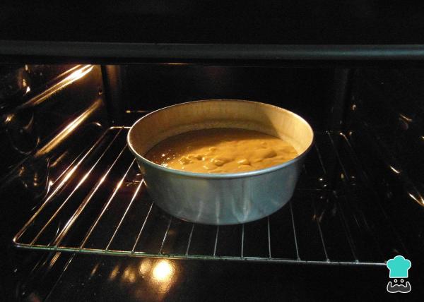 Receta de Tarta de manzana de bizcocho - Paso 6