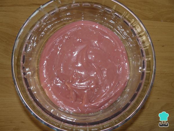 Receta de Pastel arcoíris - Paso 8