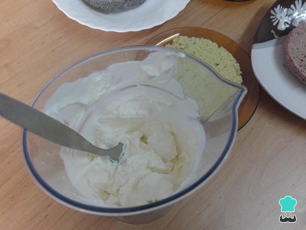 Receta de Pastel arcoíris - Paso 12
