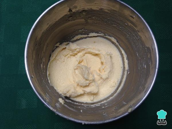 Receta de Buttercream de chocolate para rellenar tartas - Paso 2