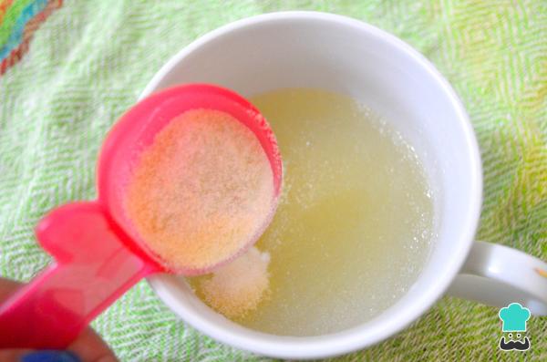 Receta de Gelatina de yogur con mango - Paso 1