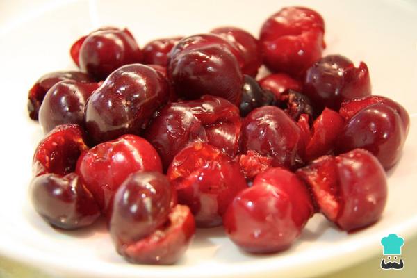 Receta de Salsa de cereza para postres - Paso 1