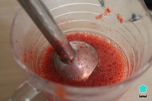 Receta de Mousse de fresas - Paso 2
