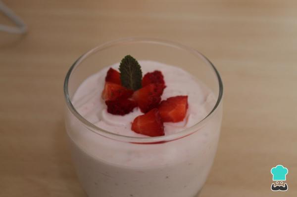 Receta de Mousse de fresas - Paso 7