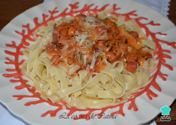 Receta de Pasta con carnes frías