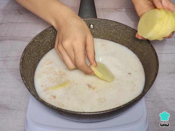 Receta de Pastel de papa y rocoto relleno - Paso 3