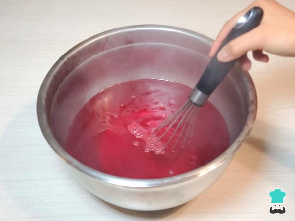 Receta de Bavarois de frutilla - Paso 2