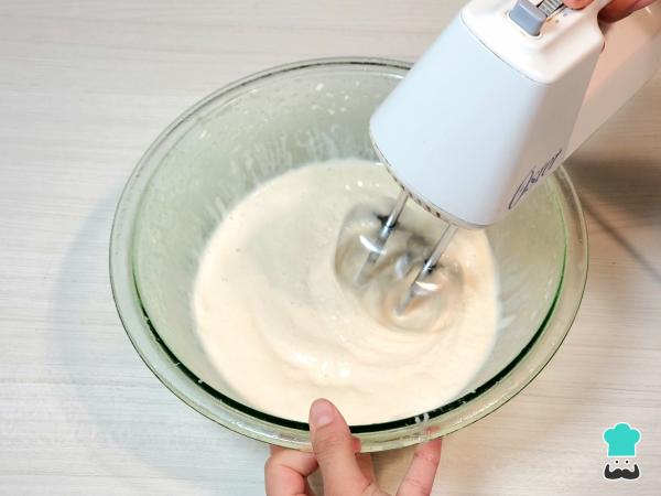Receta de Bavarois de frutilla - Paso 3