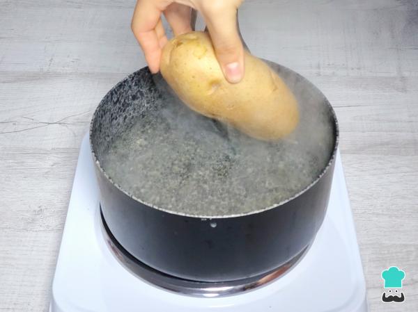 Receta de Ñoquis de harina leudante - Paso 1
