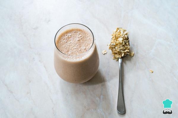 Licuados para bajar de peso en 7 días - Licuado de avena y manzana