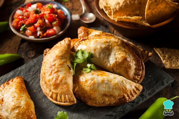 Platos típicos de Chile - Empanadas de pino